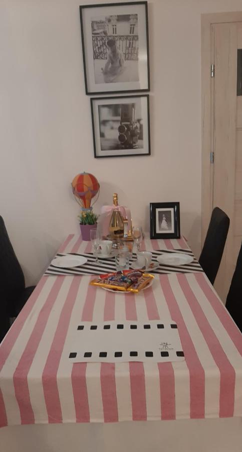 Hollywood Apartament Kosciuszki 罗兹 外观 照片